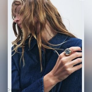 Zara Textured Medallion Ring